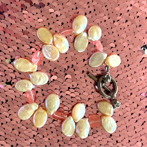Jewelry - Freshwater pearl bracelet